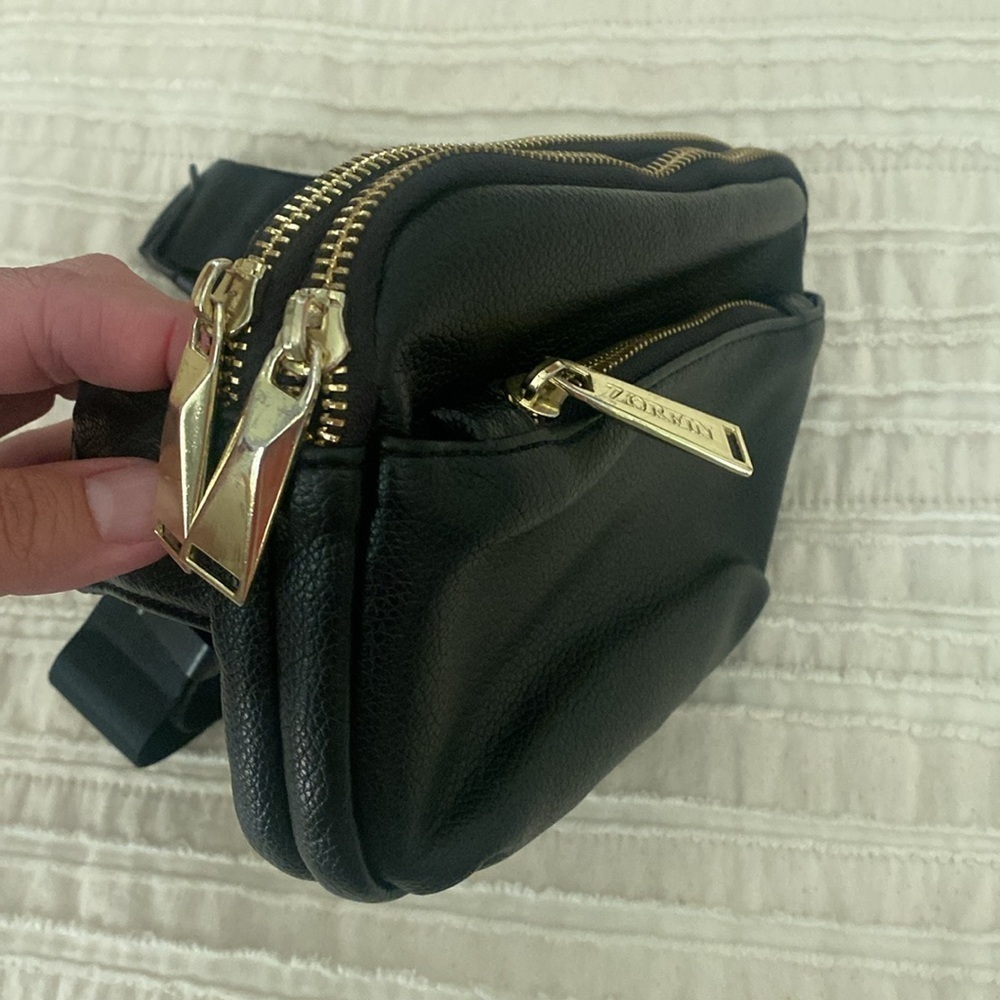 Pebbled Black Leather Crossbody Belt Bag - Picture 7 of 9